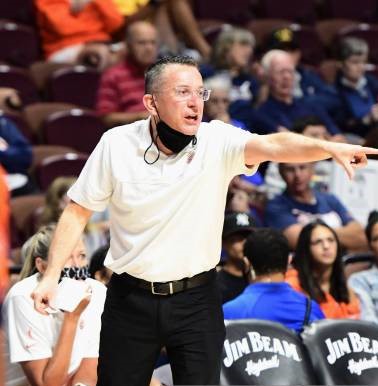 Curt Miller of the Connecticut Sun