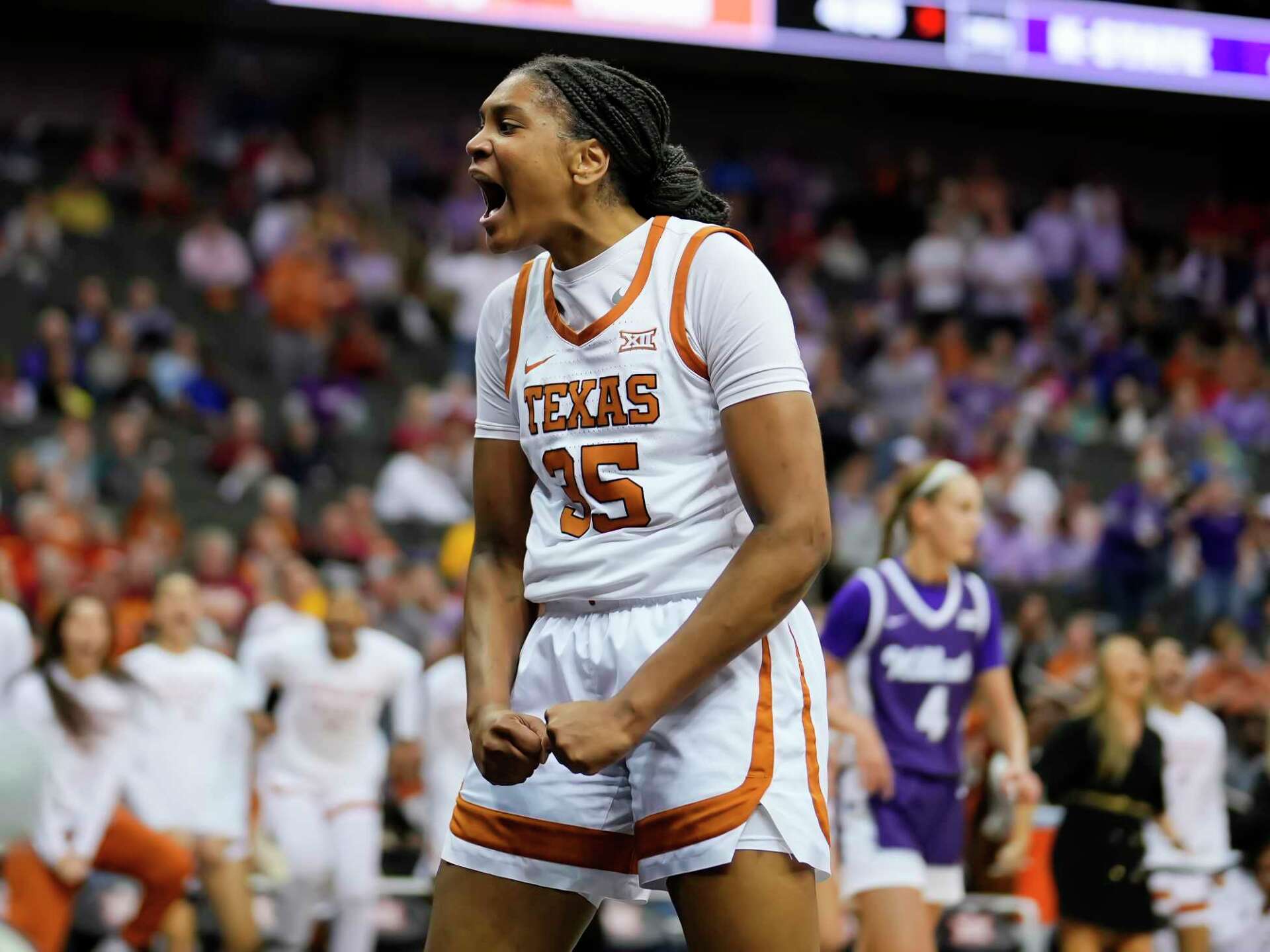 Texas junior forward Madison Booker