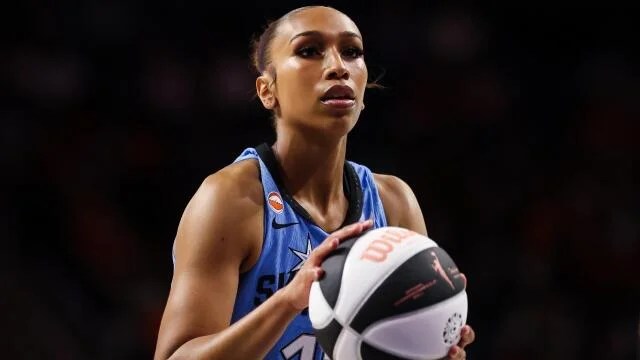 Rookie guard Sydney Taylor of the Chicago Sky