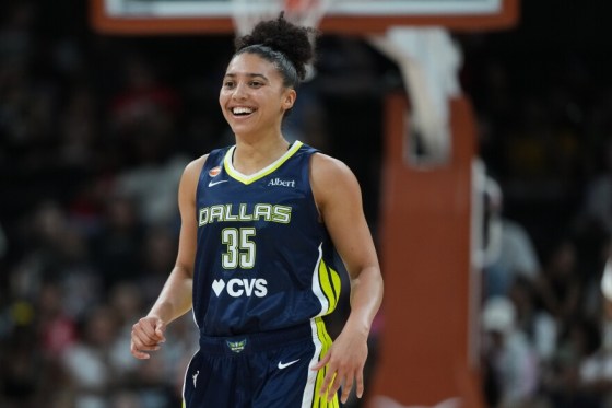 Rookie guard Azzi Fudd of the Dallas Wings